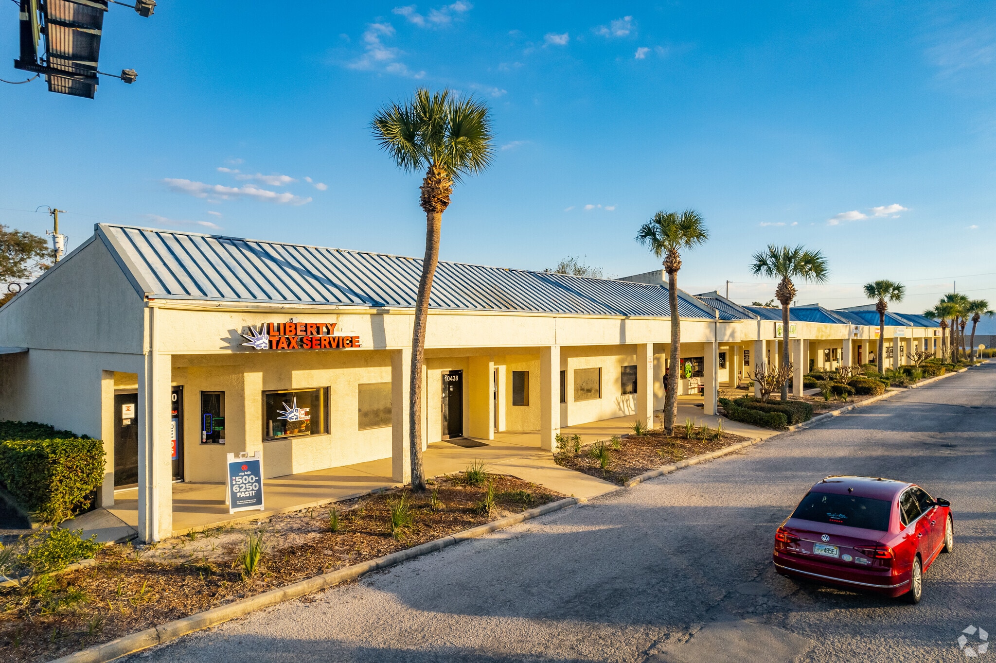 10600-10622 US Highway 19, Port Richey, FL à louer Photo du bâtiment- Image 1 de 8