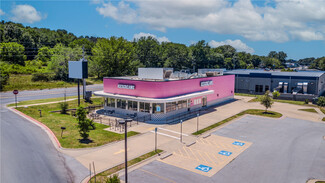 Plus de détails pour 4280 W Martin Luther King Blvd, Fayetteville, AR - Vente au détail à vendre