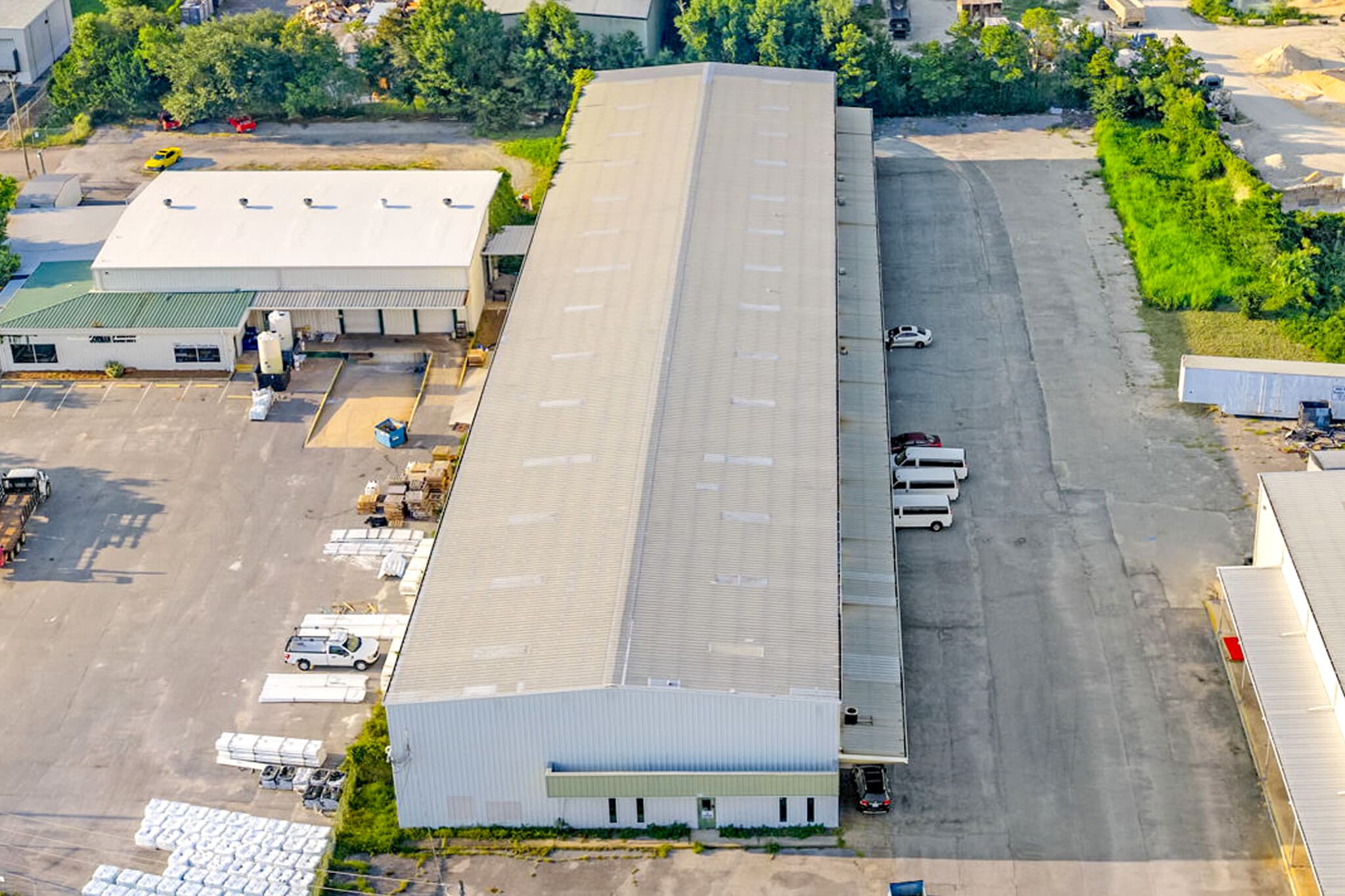 33 Jet Dr NW, Fort Walton Beach, FL for lease Building Photo- Image 1 of 23