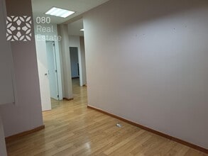 Office in Barcelona, Barcelona for lease Interior Photo- Image 2 of 13