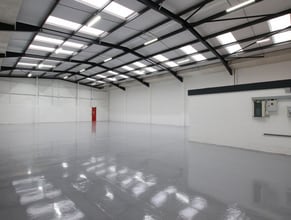 Beck Rd, Huddersfield for lease Interior Photo- Image 1 of 3