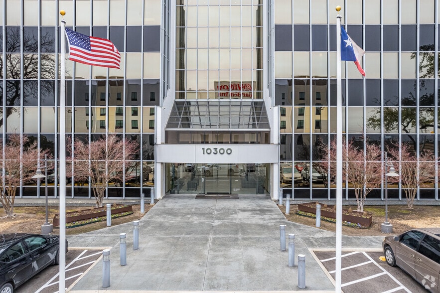 10300 N Central Expy, Dallas, TX for lease - Building Photo - Image 3 of 15