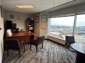 2 W 2nd St, Tulsa, OK à louer Photo intérieure- Image 1 de 5