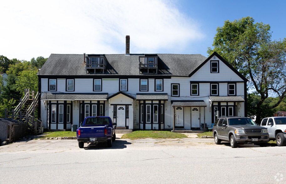 1 Bridge St, Berwick, ME à vendre - Photo du bâtiment - Image 2 de 2