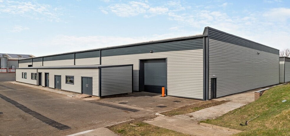 Compass Industrial Park, Spindus RD, Liverpool for lease - Building Photo - Image 2 of 9
