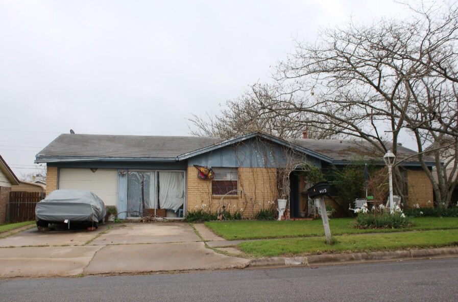 804 N 19th St, Copperas Cove, TX à vendre Photo principale- Image 1 de 18