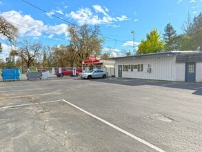 5503 Old Redwood Hwy, Santa Rosa, CA for lease Building Photo- Image 2 of 2