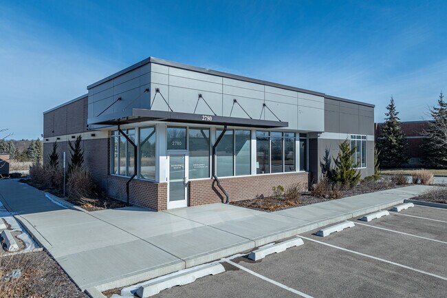 Plus de détails pour 2780 W Main St, St Charles, IL - Bureau à vendre