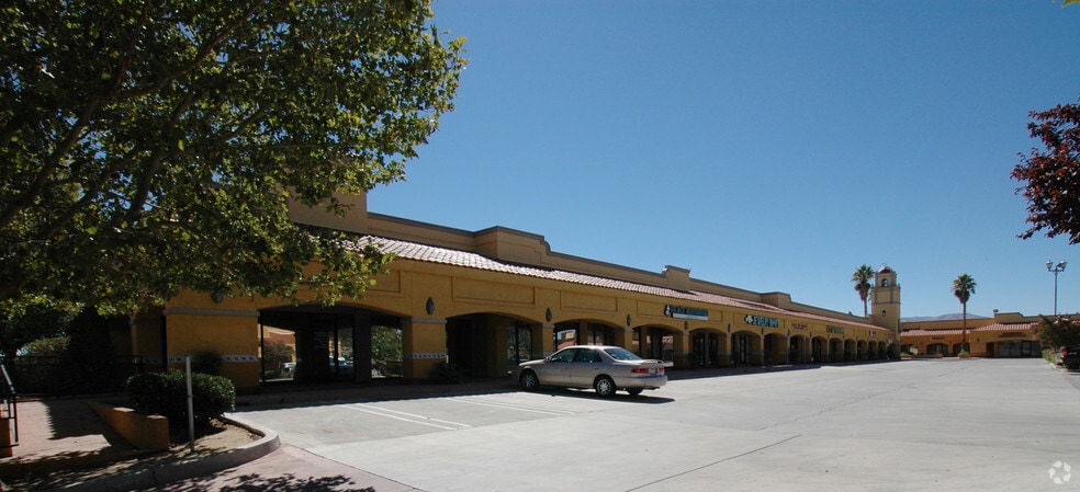 2720-2728 E Palmdale Blvd, Palmdale, CA for lease - Other - Image 2 of 9
