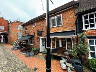 Plus de détails pour 1 Borelli Yard, Farnham - Commerce de détail à louer