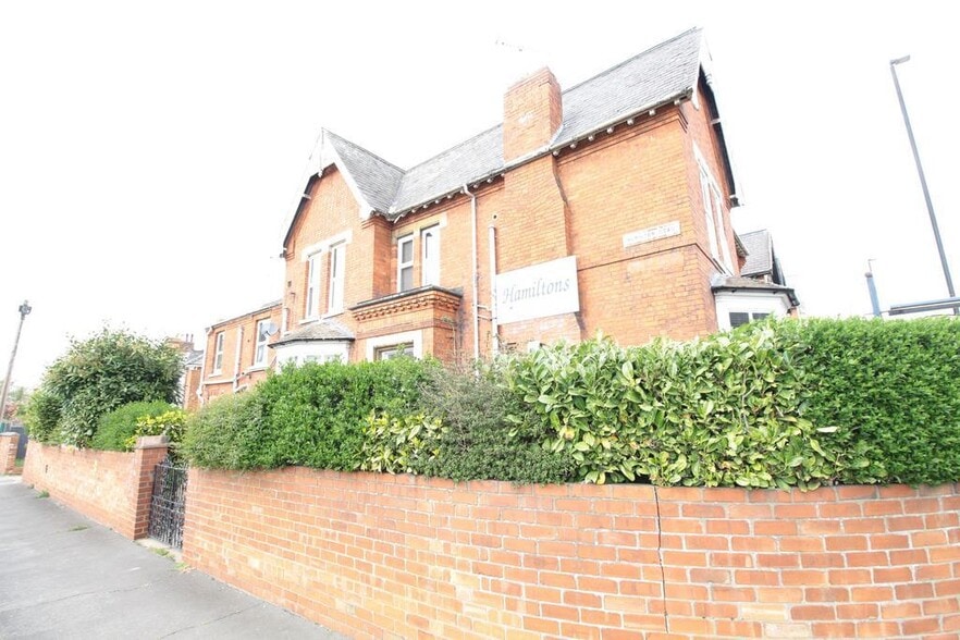 2 Hamilton Rd, Lincoln for lease - Building Photo - Image 3 of 9