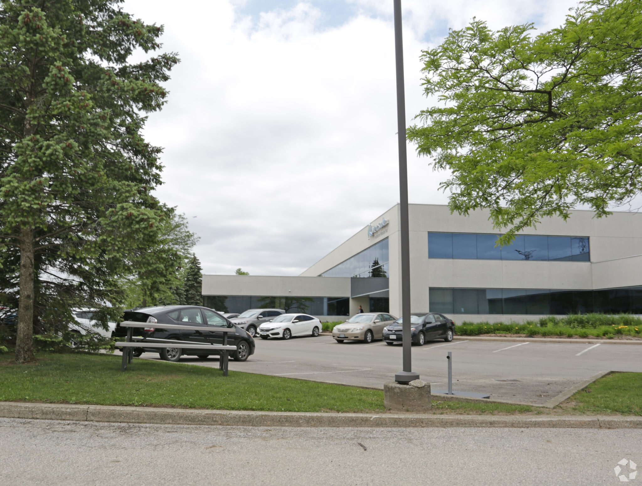 2720 Steeles Ave W, Toronto, ON for sale Primary Photo- Image 1 of 1