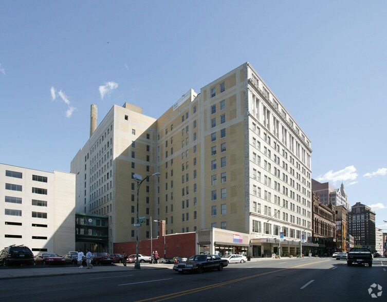 960 Main St, Hartford, CT à louer - Photo du bâtiment - Image 3 de 16