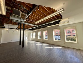 61-75 W Colorado Blvd, Pasadena, CA for lease Interior Photo- Image 2 of 5