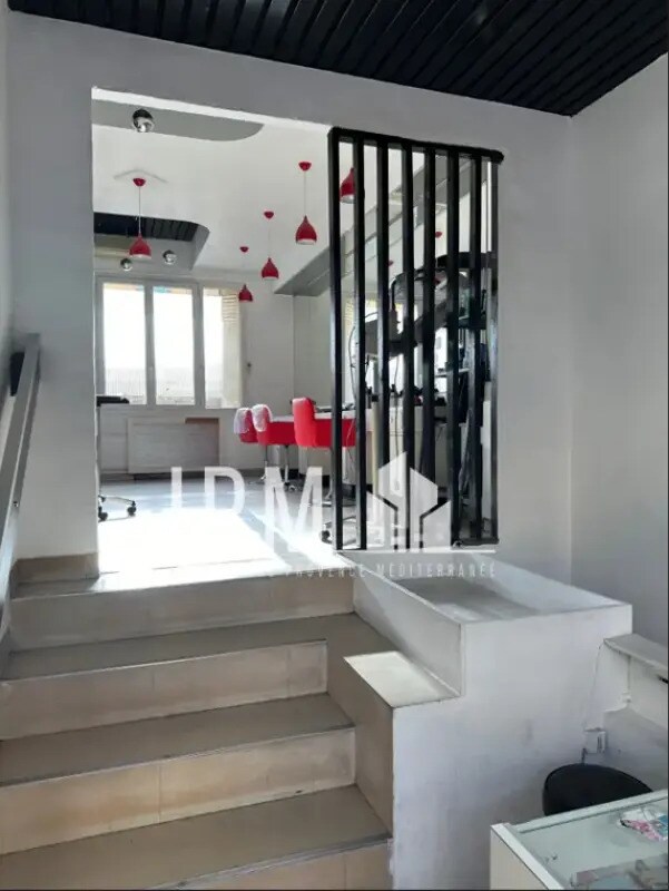 Commerce de détail dans Marseille à vendre Photo intérieure- Image 1 de 6