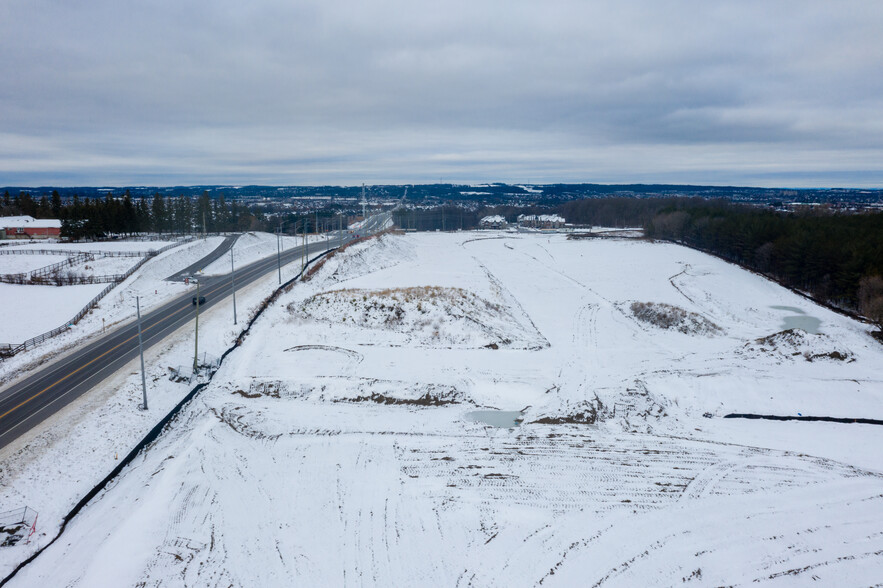 1588 St. John’s Sideroad E, Aurora, ON à vendre - Photo du bâtiment - Image 3 de 3