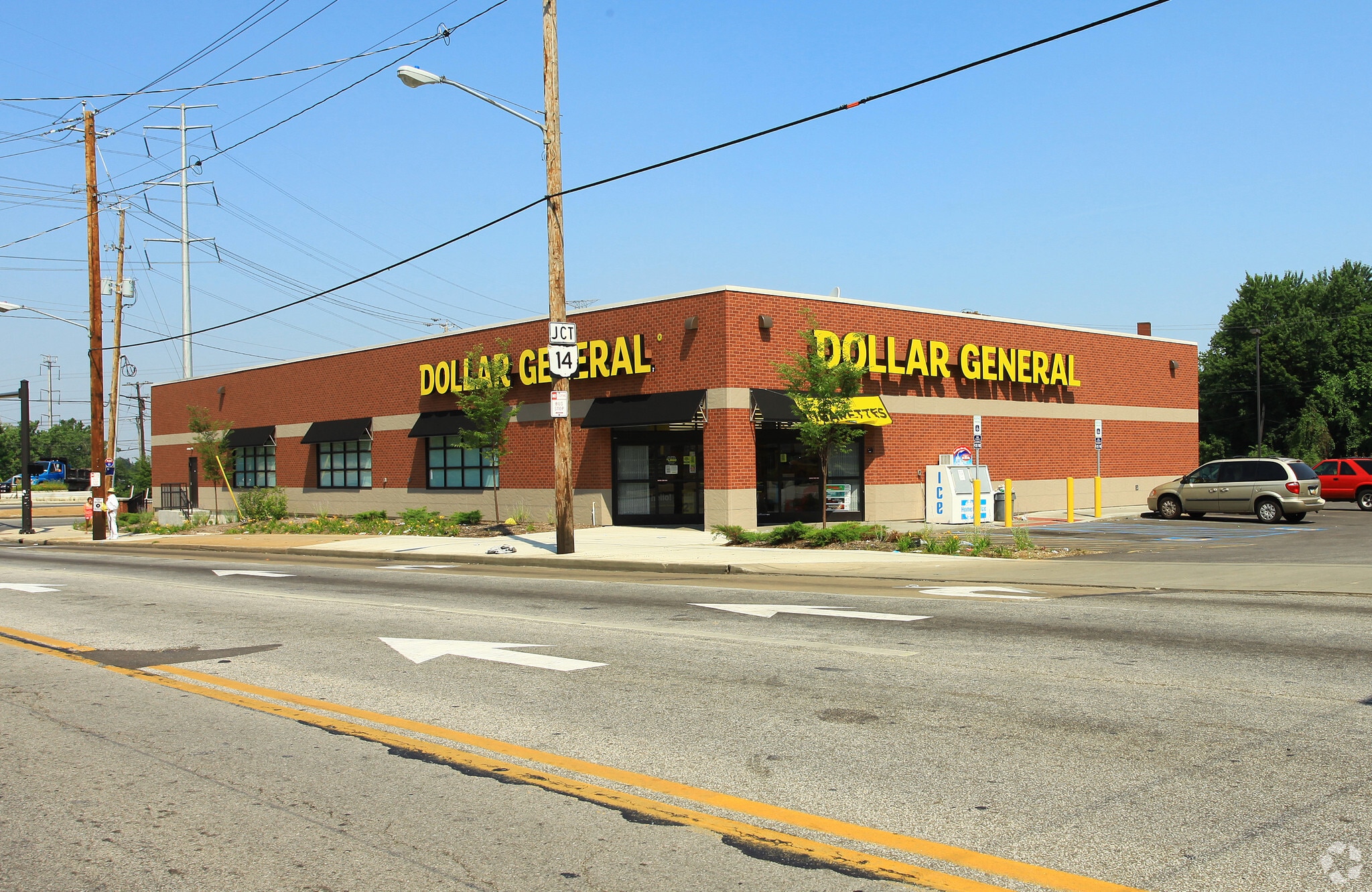 9111 Miles Ave, Cleveland, OH for sale Primary Photo- Image 1 of 9