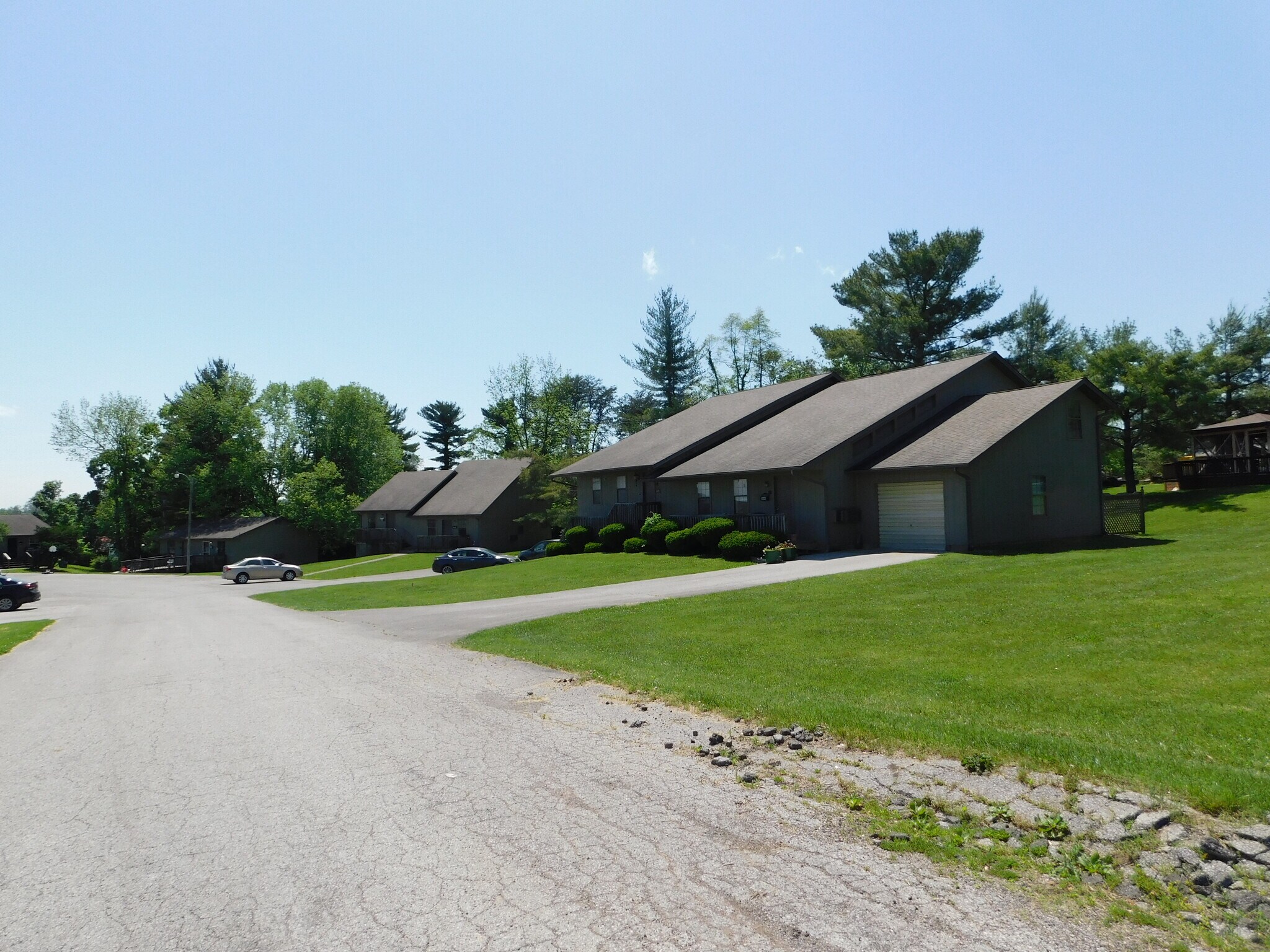 100 Walnut Tree Dr, Salem, IN à vendre Photo principale- Image 1 de 17