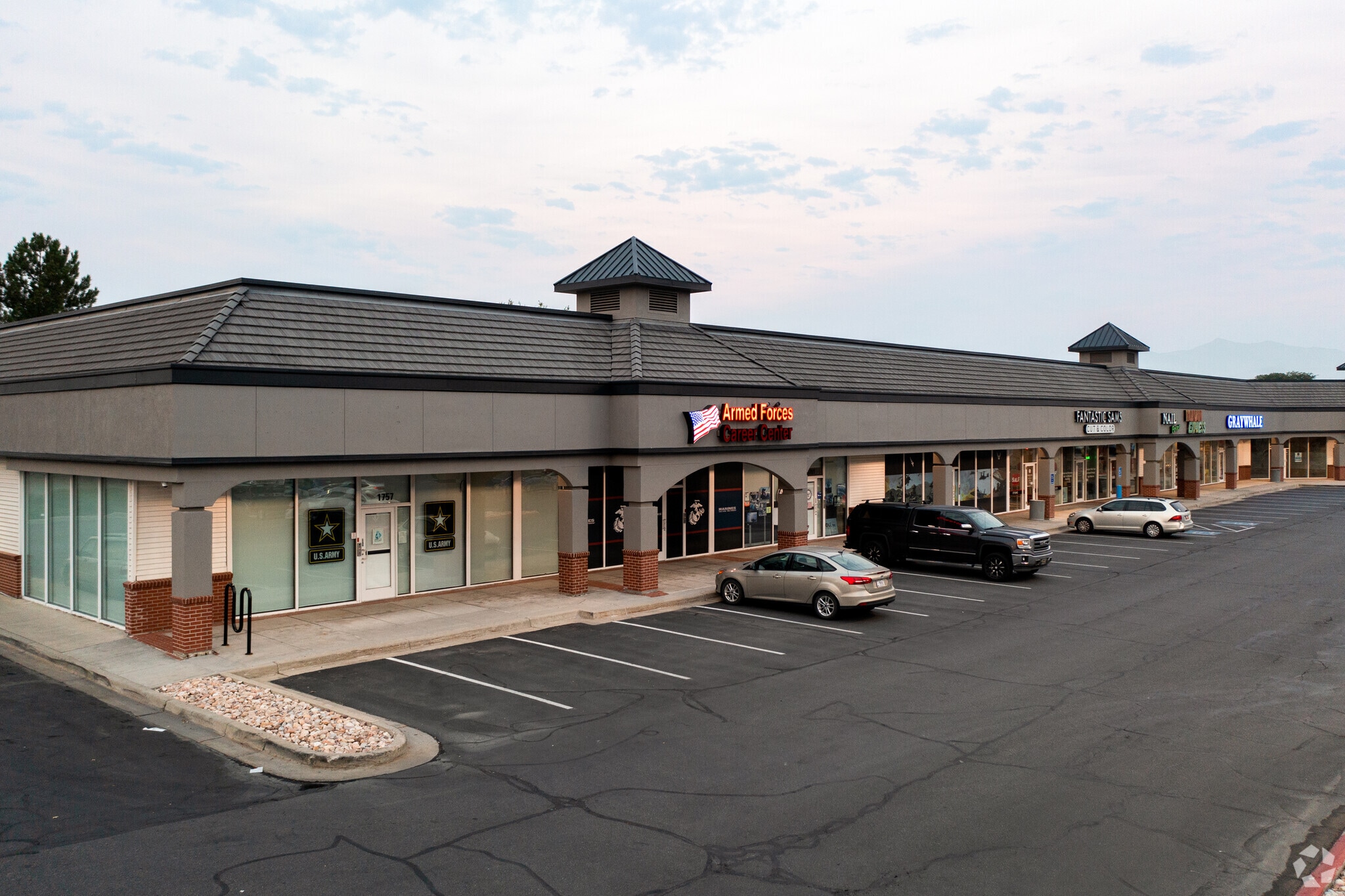 1759-1935 W 4700 S, Salt Lake City, UT for lease Building Photo- Image 1 of 24