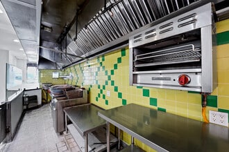 301-307 N Brand Blvd, Glendale, CA à louer Photo intérieure- Image 2 de 10