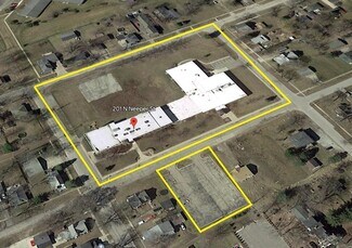 More details for 201 N Neeper St, Capac, MI - Multifamily for Sale