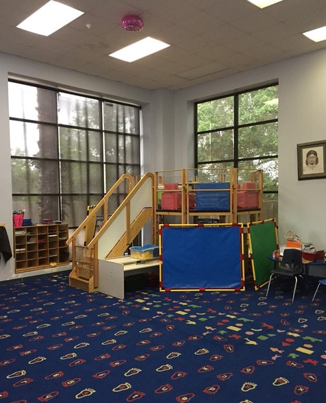 12402 Highway 6, Fresno, TX for sale - Interior Photo - Image 2 of 14