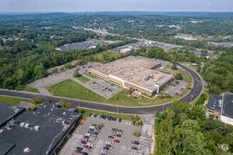 84 Progress Ln, Waterbury, CT - Aérien  Vue de la carte