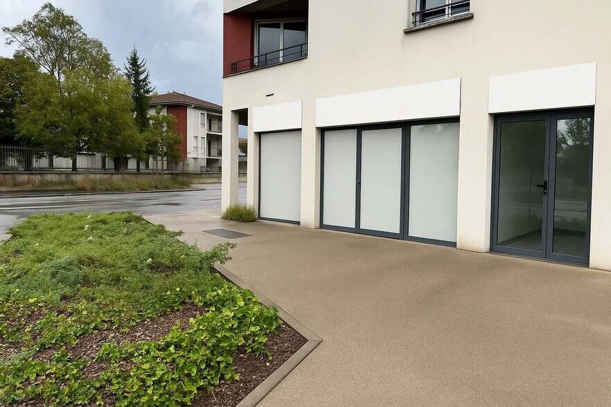 154 Avenue De Saint-Medard, Eysines for lease - Building Photo - Image 2 of 6