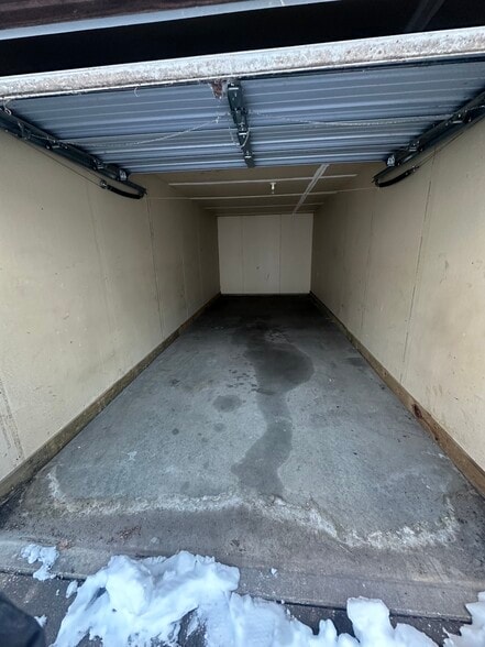 7800 10th St W, Rock Island, IL à vendre - Photo du bâtiment - Image 2 de 5