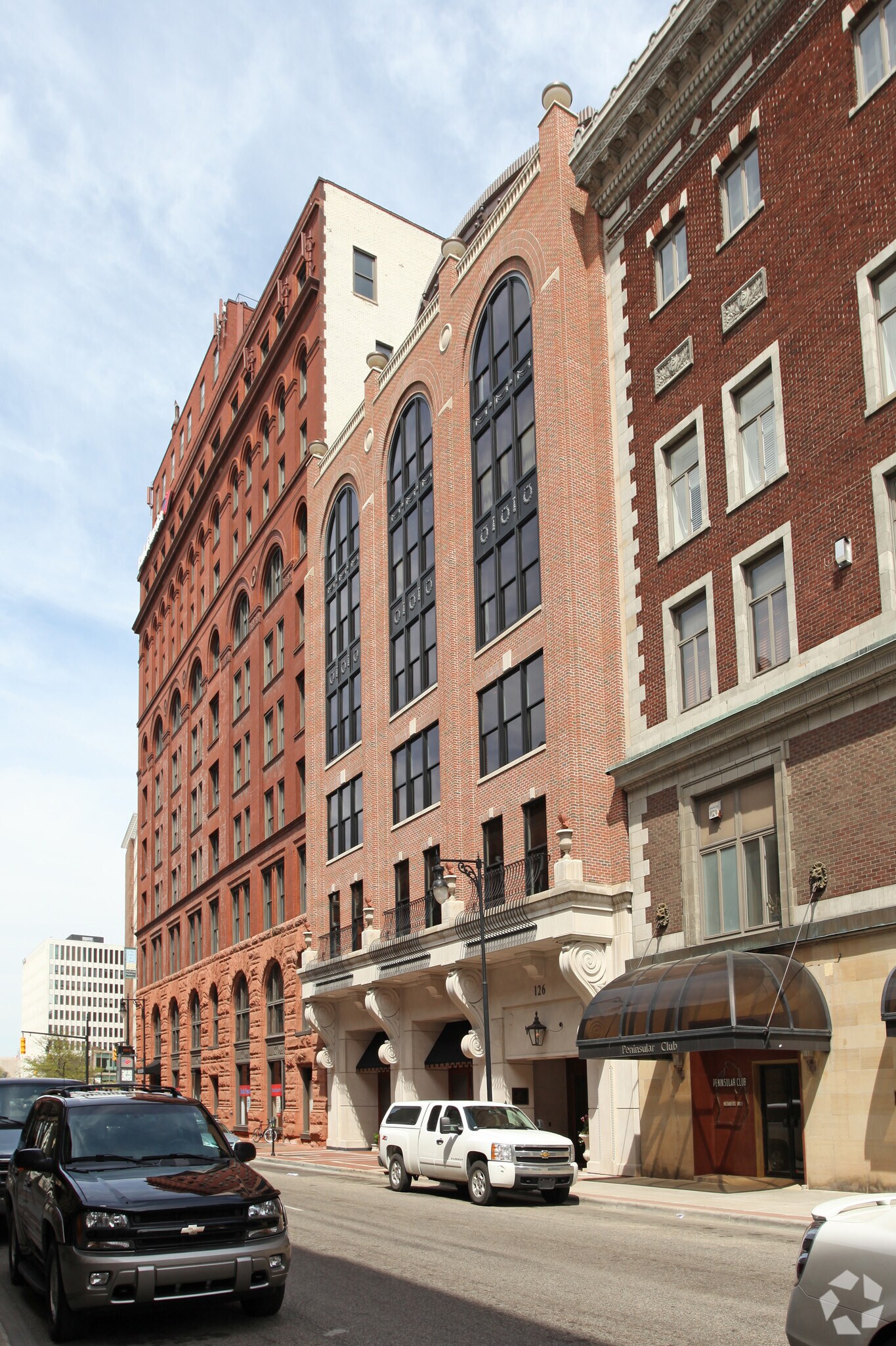 126 Ottawa Ave NW, Grand Rapids, MI à louer Photo principale- Image 1 de 18