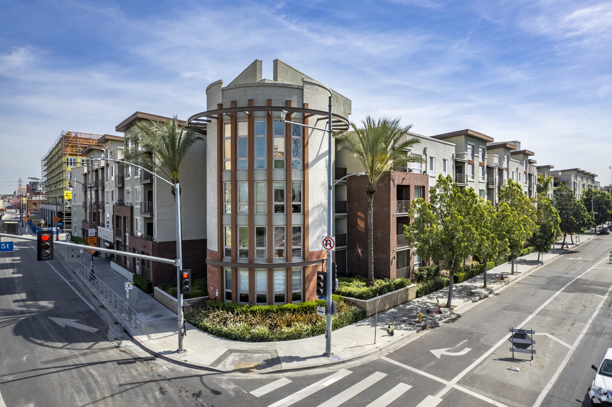 100 S Alameda St, Los Angeles, CA à vendre Photo du bâtiment- Image 1 de 1