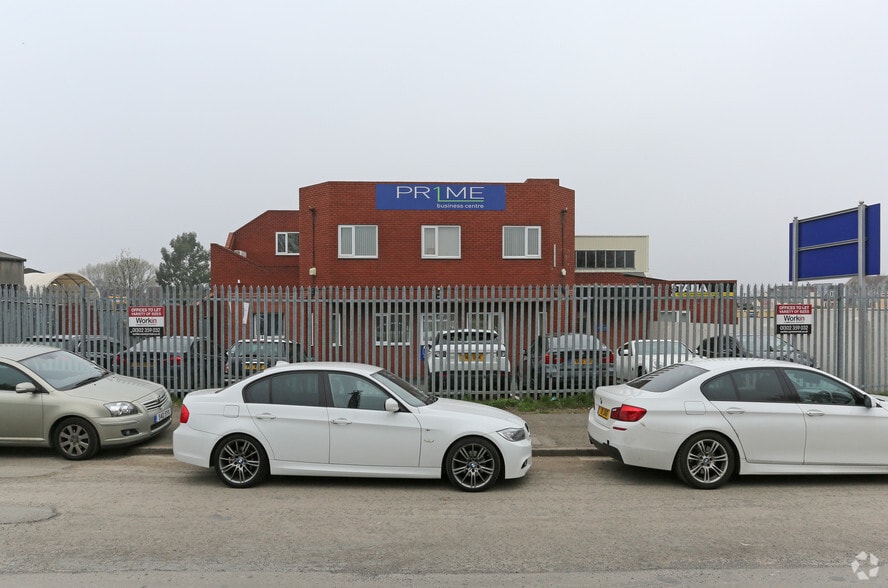 Millfield Rd, Doncaster for lease - Building Photo - Image 3 of 12