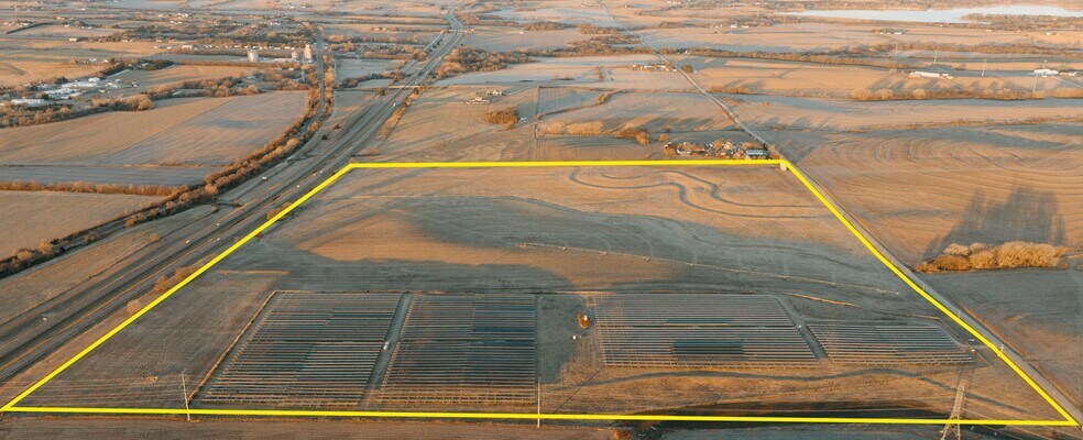 7133 W Holdrege St, Lincoln, NE for sale - Aerial - Image 1 of 13