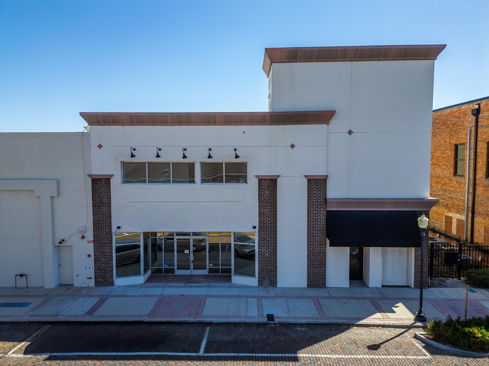 106-109 N Evers St, Plant City, FL for sale Interior Photo- Image 1 of 44