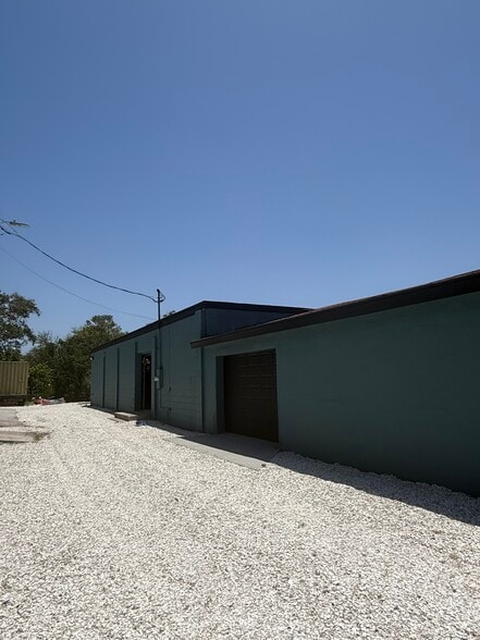 1624 4th St S, Saint Petersburg, FL for lease - Building Photo - Image 1 of 13