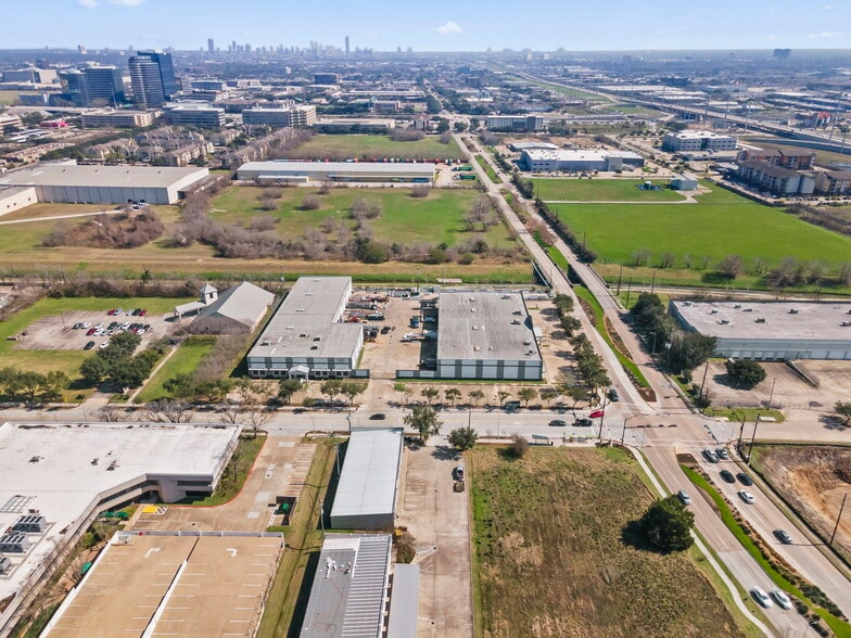 3664 Walnut Bend Ln, Houston, TX à louer - Aérien - Image 3 de 30