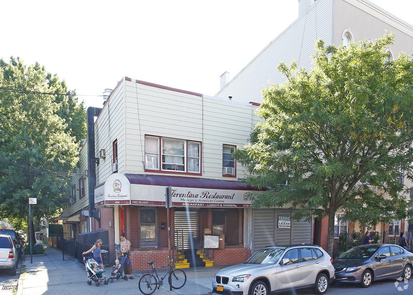 452-454 Graham Ave, Brooklyn, NY for sale - Primary Photo - Image 3 of 15