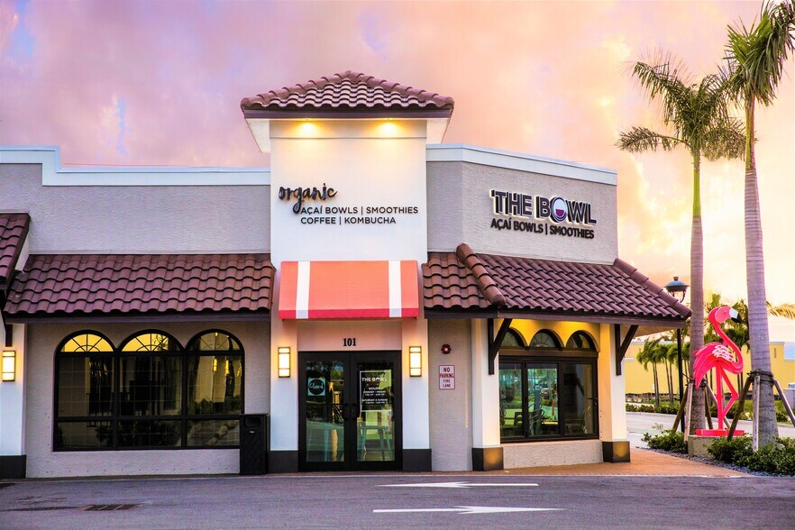 1200 Central Ave, Naples, FL à louer - Photo du bâtiment - Image 2 de 4