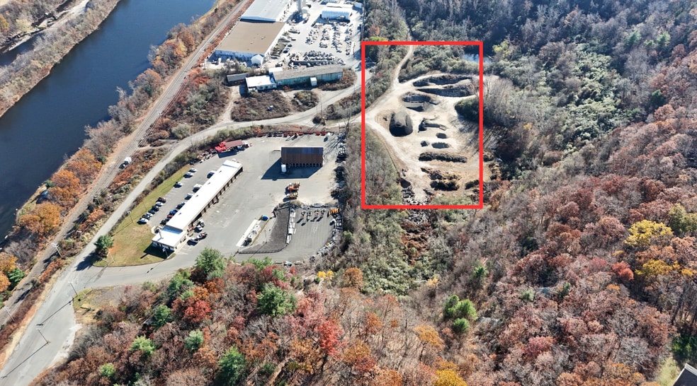Breault Rd, Beacon Falls, CT for lease - Building Photo - Image 1 of 1