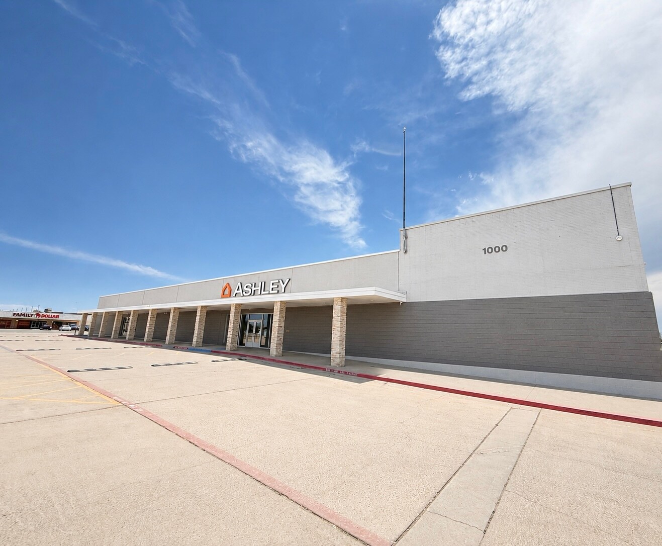 1000 S Main St, Roswell, NM à vendre Photo du bâtiment- Image 1 de 48