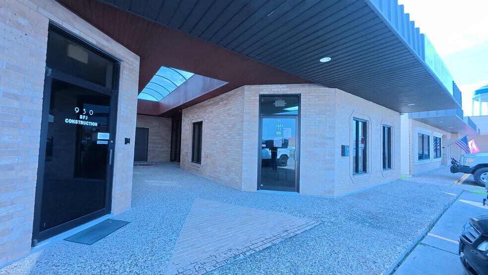 926 14th St N, Texas City, TX à vendre - Photo du bâtiment - Image 3 de 24