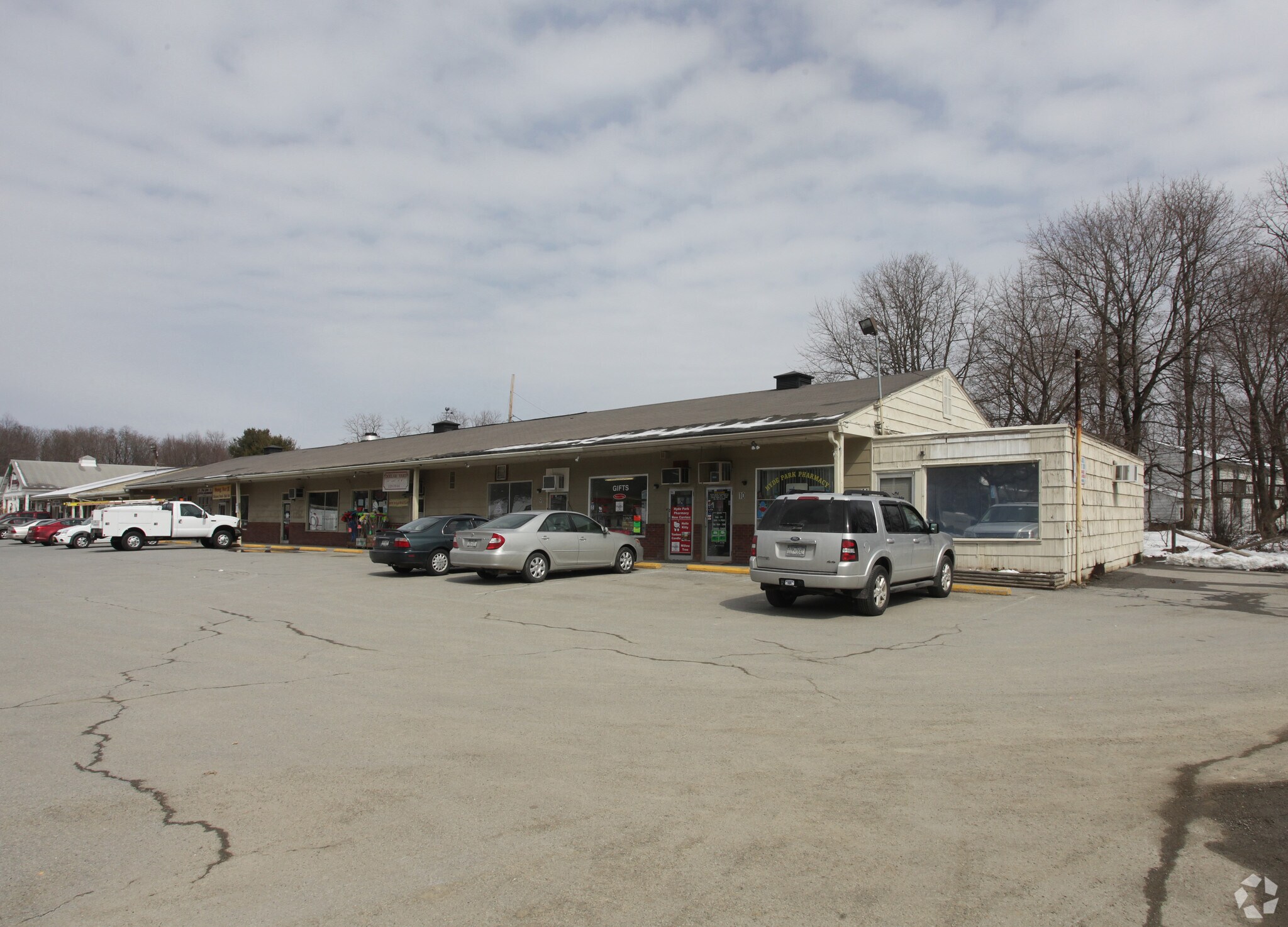 Route 9, Hyde Park, NY for lease Primary Photo- Image 1 of 6