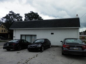 8232 West Chester Pike, Upper Darby Township, PA for lease Interior Photo- Image 1 of 4