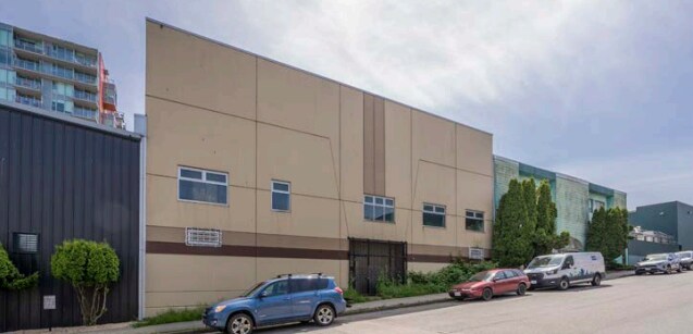 920 & 932 Cordova Street portefeuille de 2 propriétés à vendre sur LoopNet.ca - Photo du bâtiment - Image 2 de 4