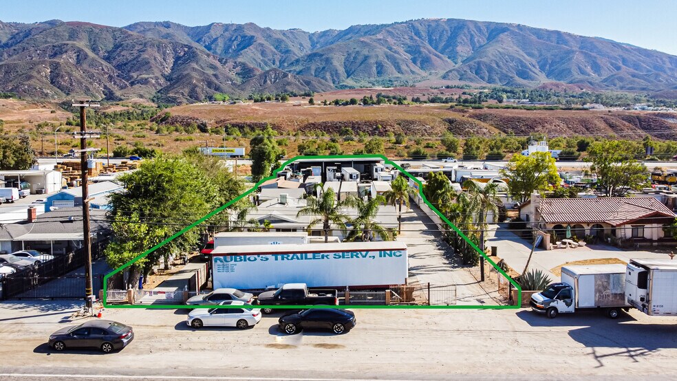 18904 Cajon Blvd, San Bernardino, CA à vendre - Aérien - Image 3 de 16