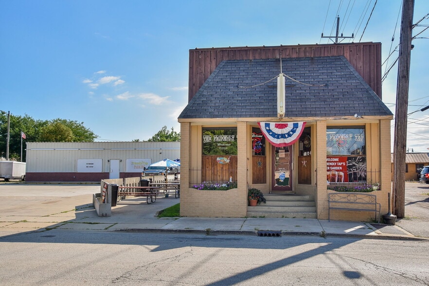 14 N Center St, Plano, IL for sale - Building Photo - Image 2 of 26