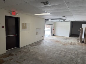 29 Rocky Point Yaphank Rd, Rocky Point, NY for lease Interior Photo- Image 1 of 5