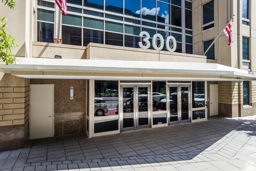 300 M St SE, Washington, DC for lease - Building Photo - Image 3 of 3