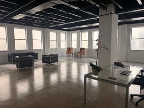 420 Lincoln Rd, Miami Beach, FL for lease Interior Photo- Image 1 of 10