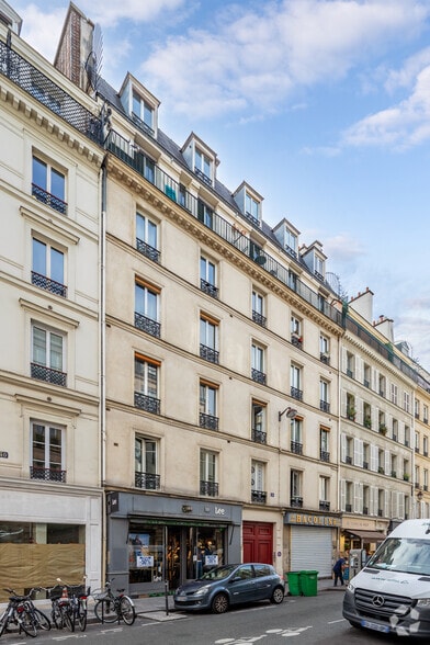 38 Rue Du Temple, Paris for lease - Primary Photo - Image 1 of 11